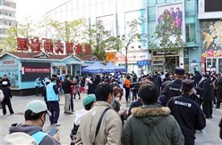 “挽臂相助•热血接力”——团员青年无偿献血活动在昆开展