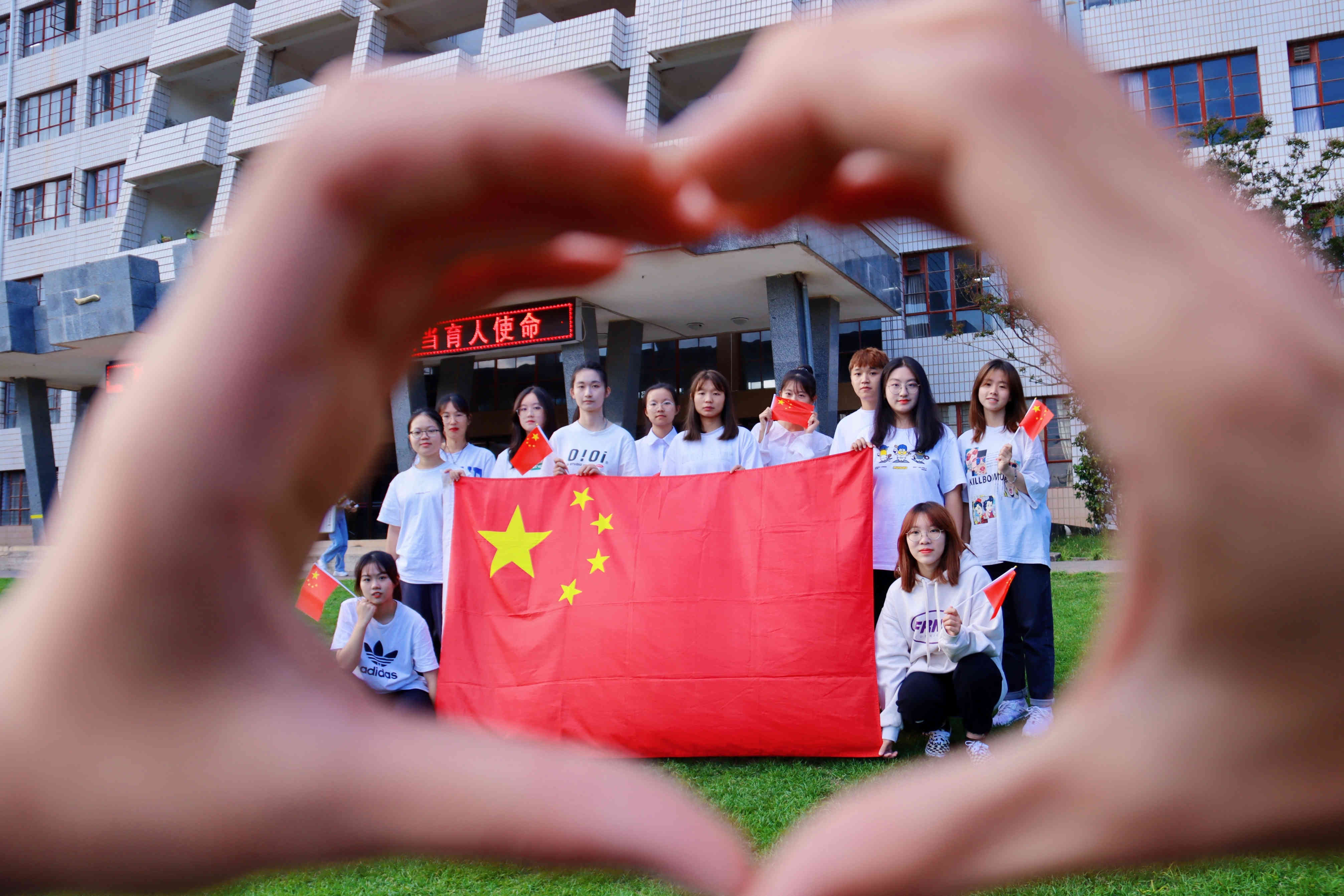 微信图片_20211003183400_副本.jpg
