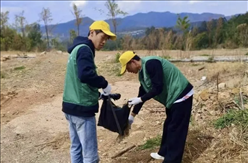 云南林业职业技术学院团委联合开展学雷锋志愿服务活动