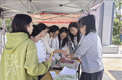 昆明医科大学团委开展“昆医科创，敢创未来”蓝色探索医创先锋双创集市活动